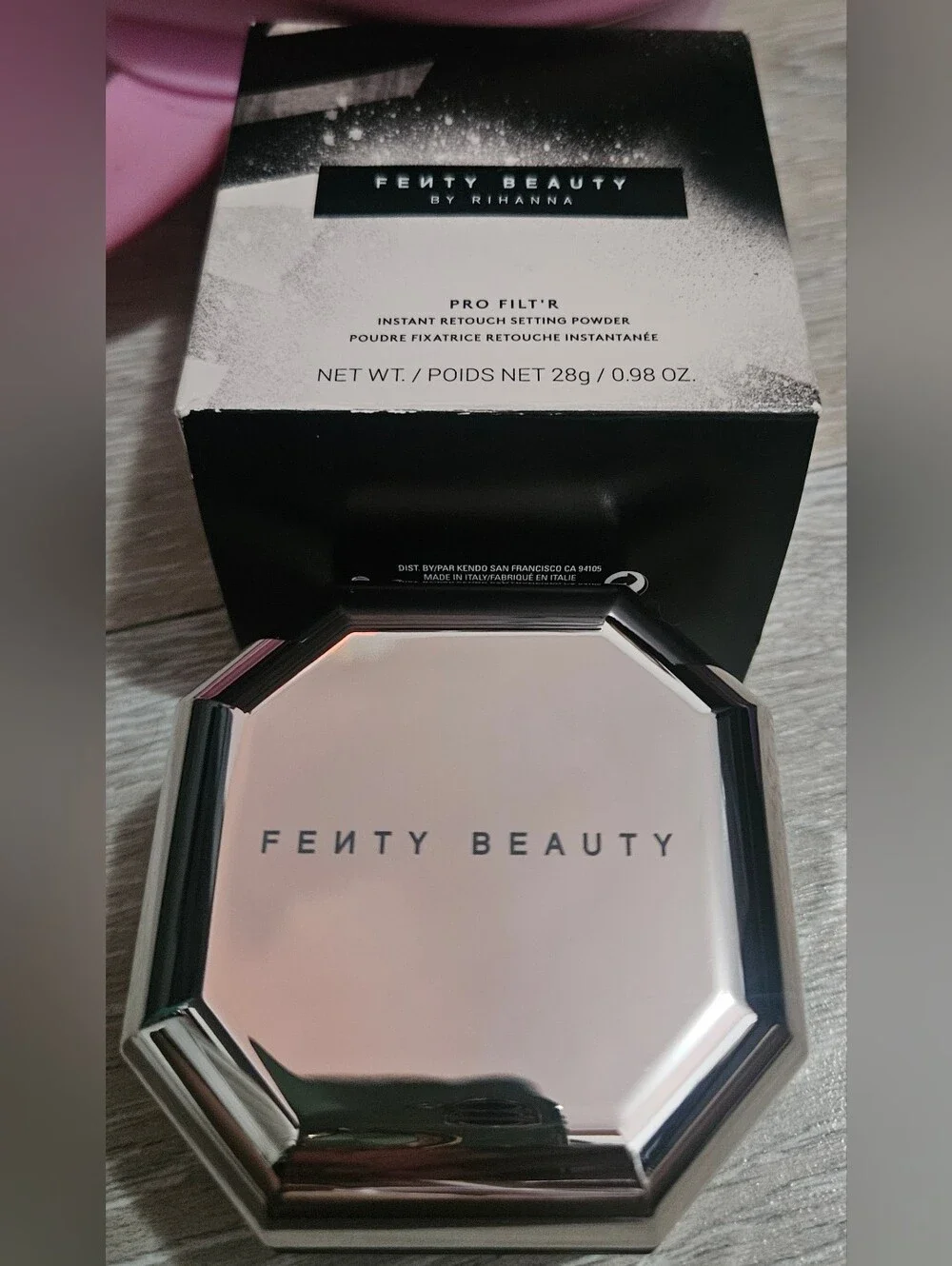 Fenty Beauty Pink Chrome Pro Filt'r Instant Retouch Setting Powder Hazelnut